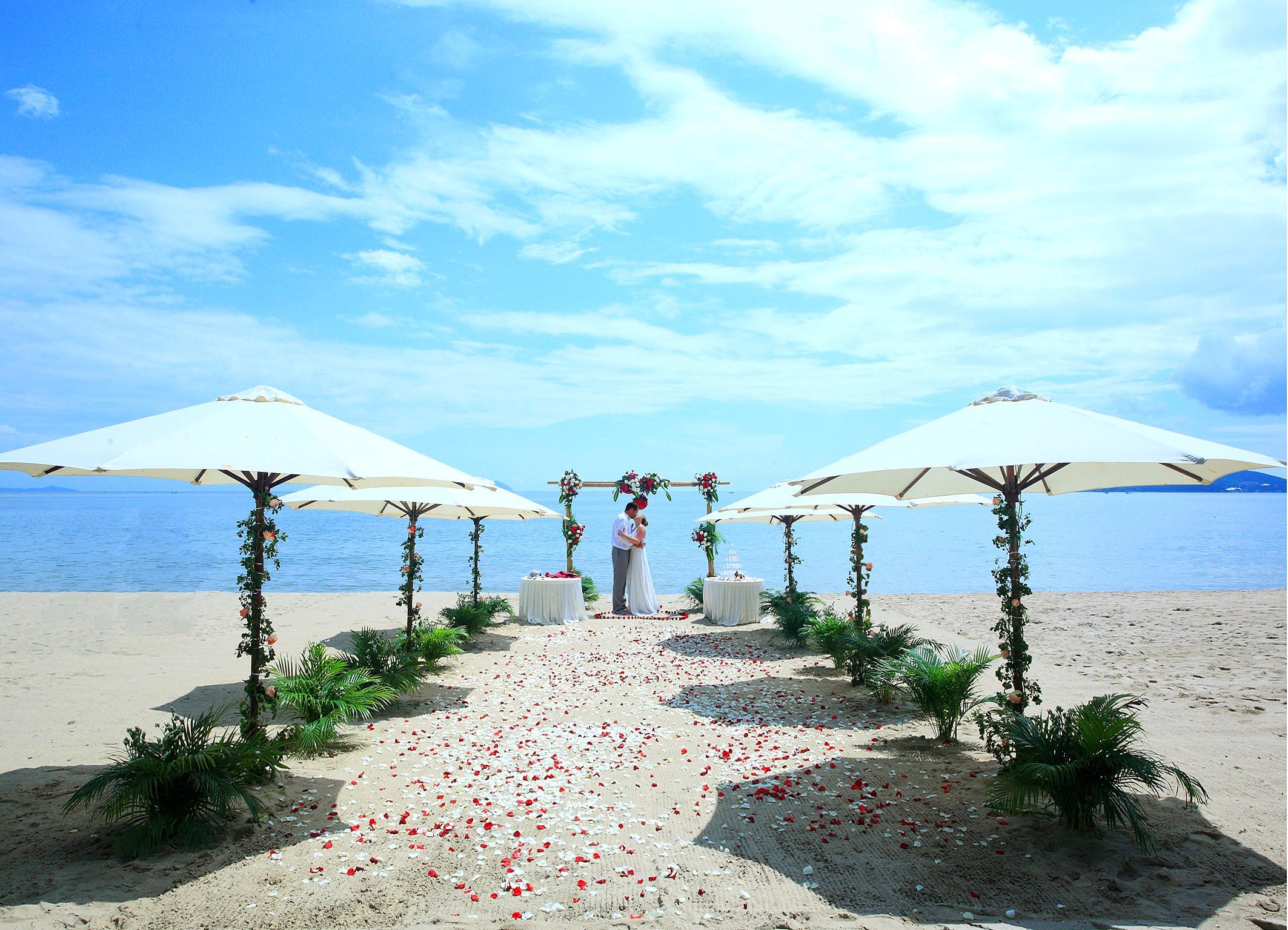 Sunrise Nha Trang Beach Hotel & Spa Εξωτερικό φωτογραφία